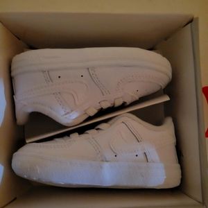 Nike crib air force one